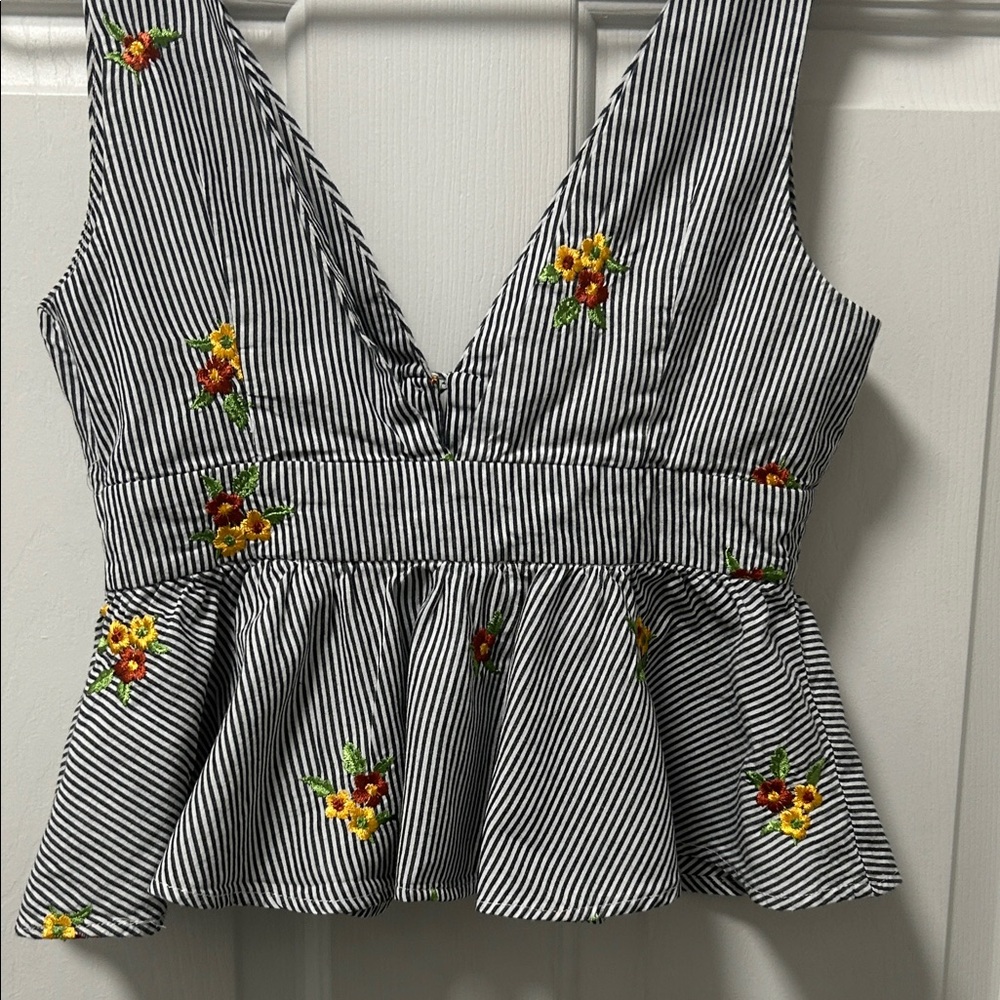 Forever 21 Contemporary Striped Floral Embroidered Babydoll Peplum Top Size S - Picture 7 of 14